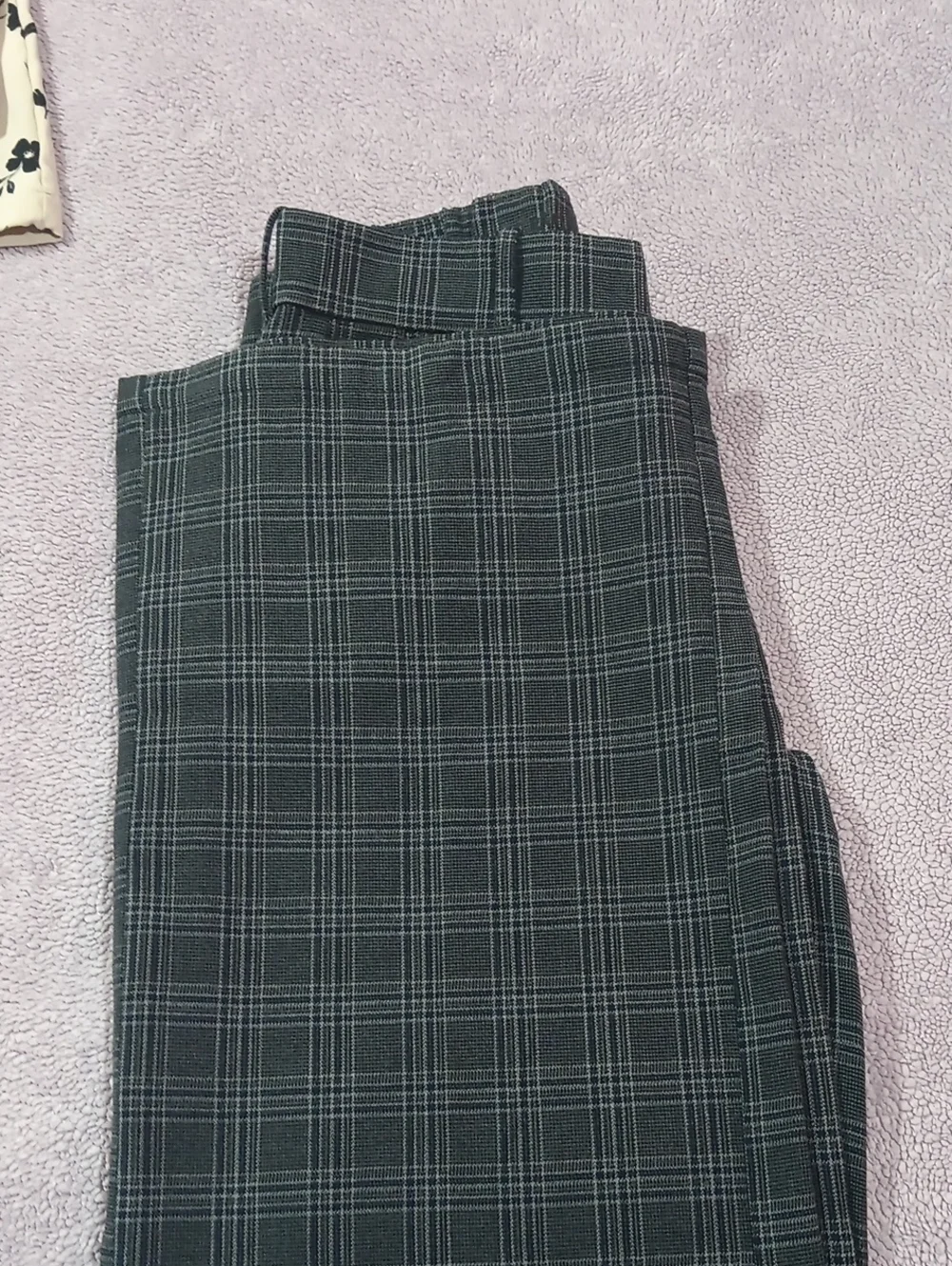 American Eagle Outfitters Dark Green Plaid Straight-Leg Pants